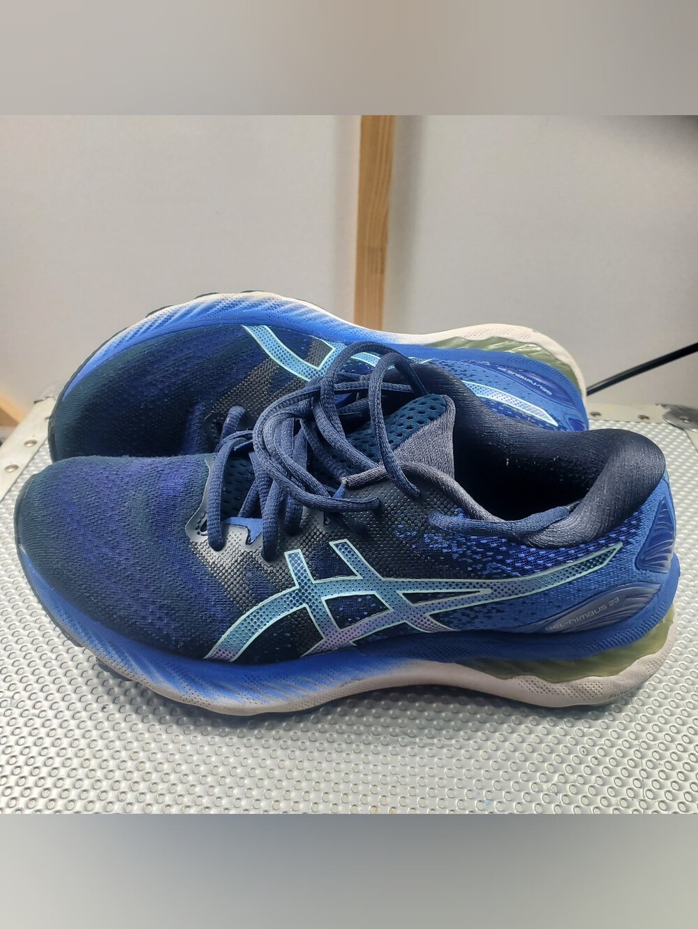 ASICS GEL-Nimbus 23 Women’s 8.5 Blue Running Shoes 1012A885